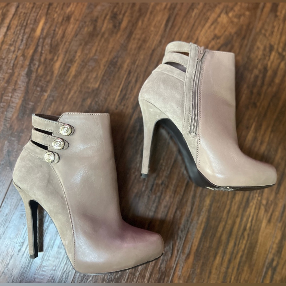 GUESS Ankle Booties
